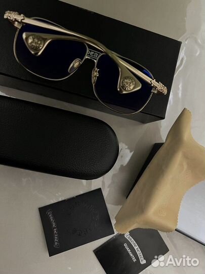 Солнцезащитные очки chrome hearts