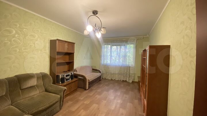 1-к. квартира, 42 м², 1/9 эт.
