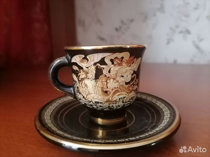 Кофейные чашки с блюдцами Греция