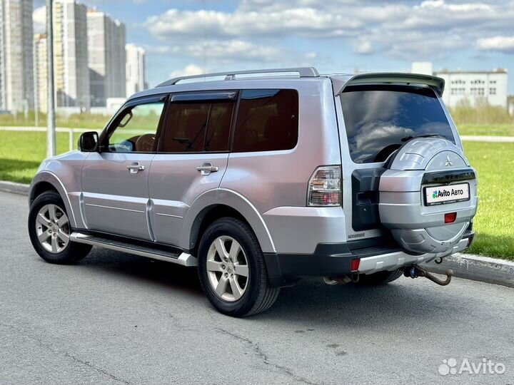 Mitsubishi Pajero 3.2 AT, 2007, 330 000 км