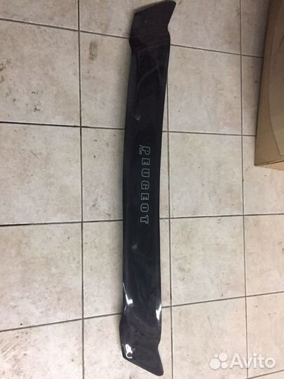 Дефлектор капота Пежо 308