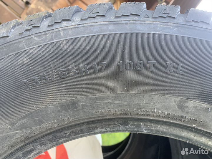 Kumho I'Zen KW22 235/65 R17