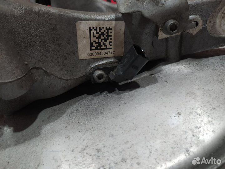 Кулак задний правый Porsche Macan 95B 2019