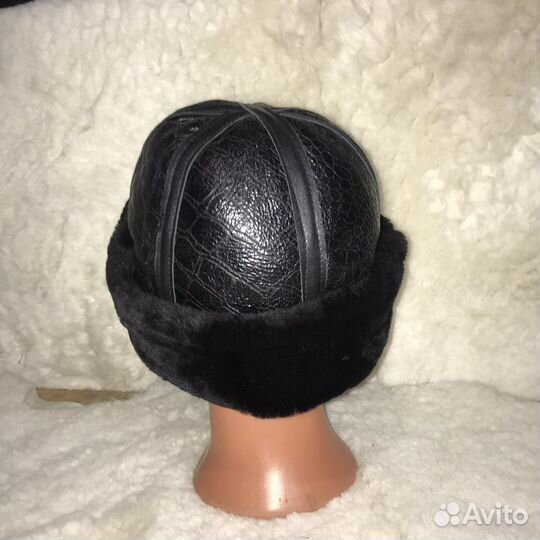 Черная ушанка из мех