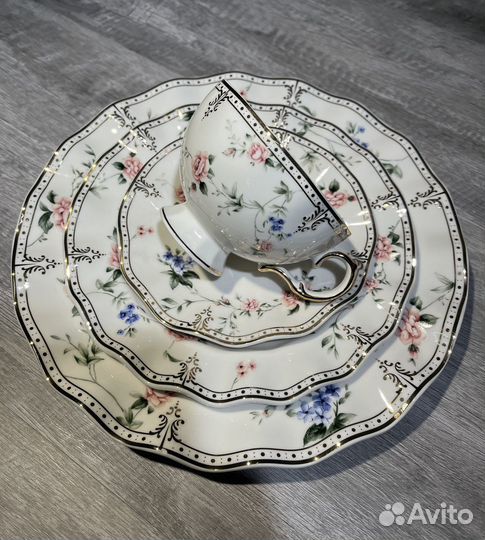 Чайно столовый сервиз на 6 персон