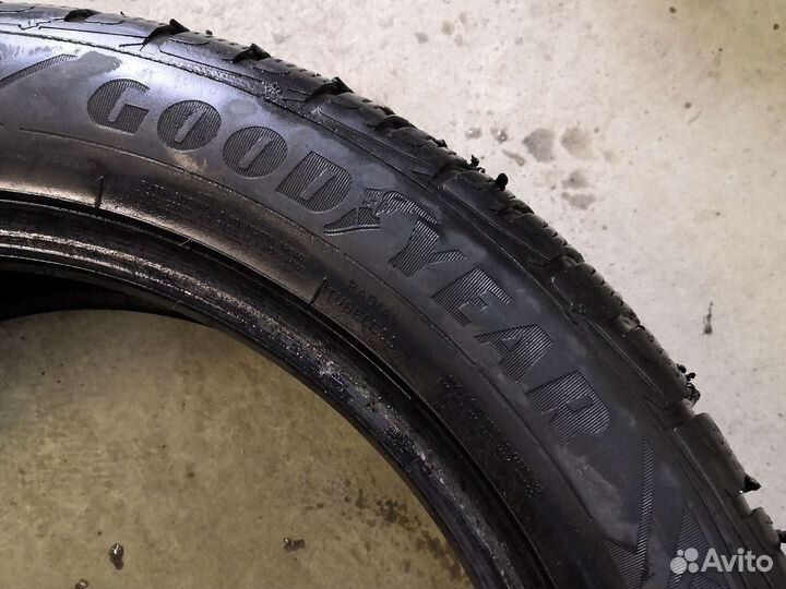 Goodyear UltraGrip Performance SUV Gen-1 255/50 R20 109V