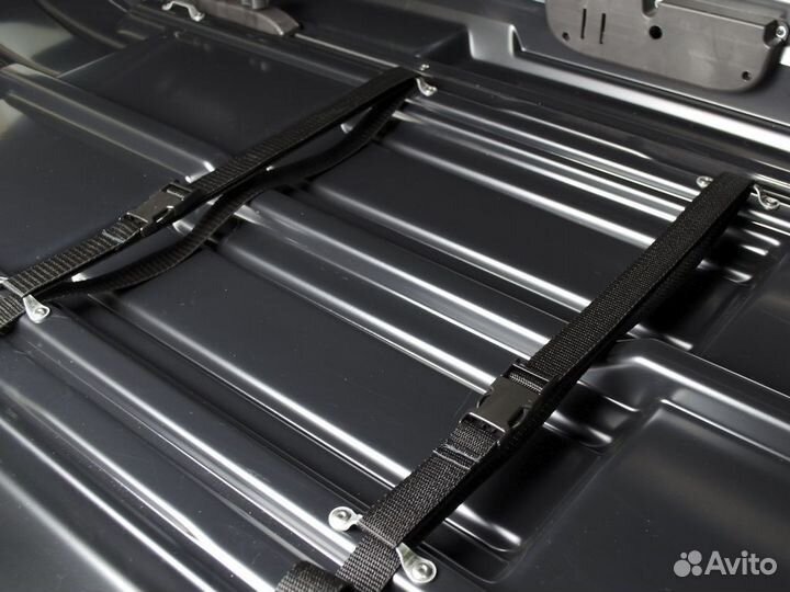 Автобокс на крышу Broomer на BMW