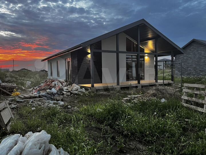 Дом 100 м² на участке 8 сот.