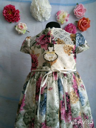 Нарядное платье для девочек Mialora