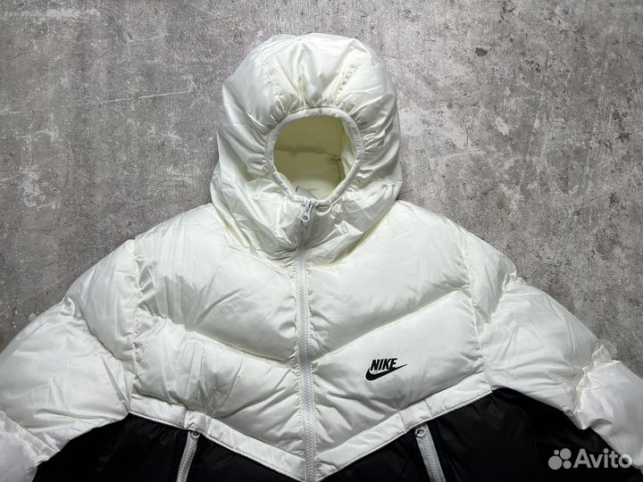 Пуховик Nike windrunner