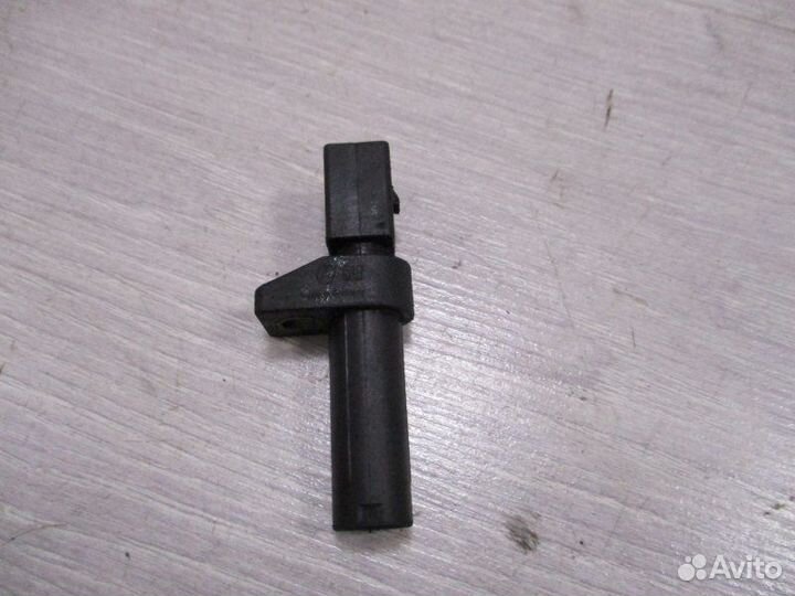 Датчик коленвала Mercedes-Benz C-Class 2.1 2001