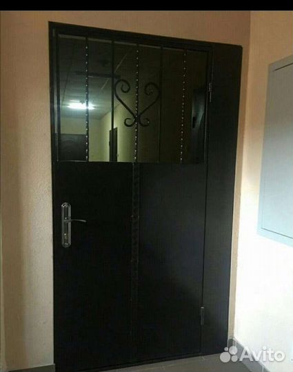 Дверь входная тамбурная 701