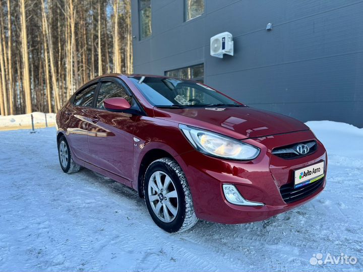 Hyundai Solaris 1.6 AT, 2012, 197 000 км