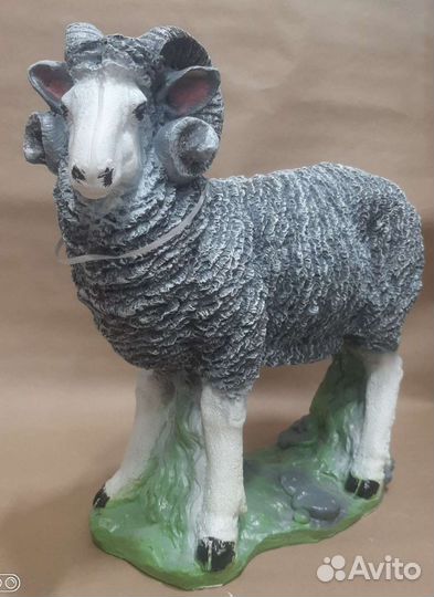 Садовые фигуры из гипса