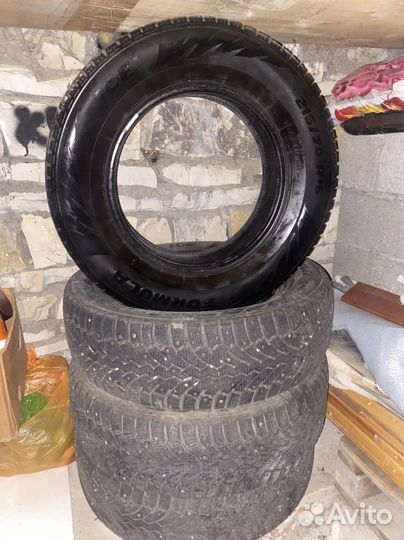 Formula Ice 215/70 R16 148U