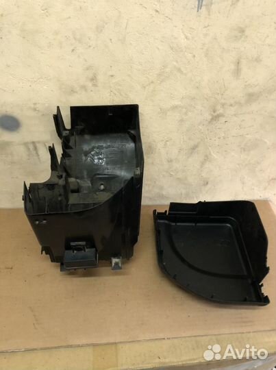 Корпус блока предохранителей Ситроен С4