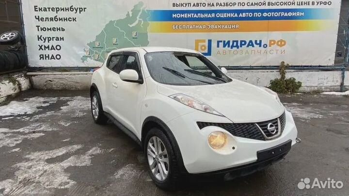 Дверь задняя левая Nissan Juke (YF15)