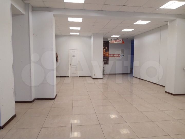 Торговая площадь в ТЦ на гпз, 50 м²