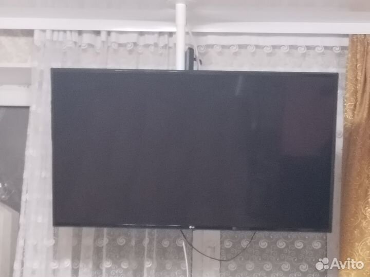 Телевизор.smart TV.LG 49UM7090PLA