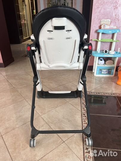 Стульчик для кормления Peg Perego Siesta Follow Me