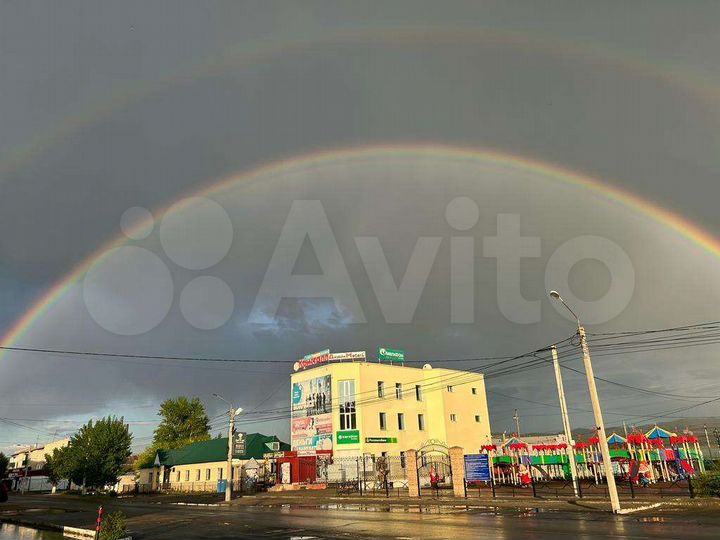 Торговое офисное здания