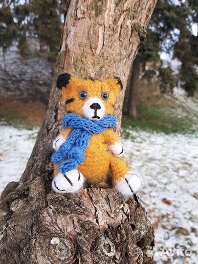 Вязанная игрушка Тигренок