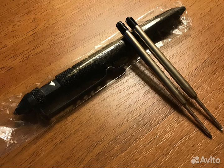 Тактическая ручка стеклобой +2 стержня, метал