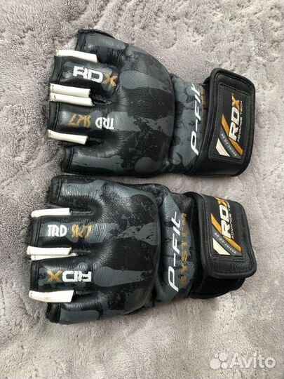 Перчатки MMA