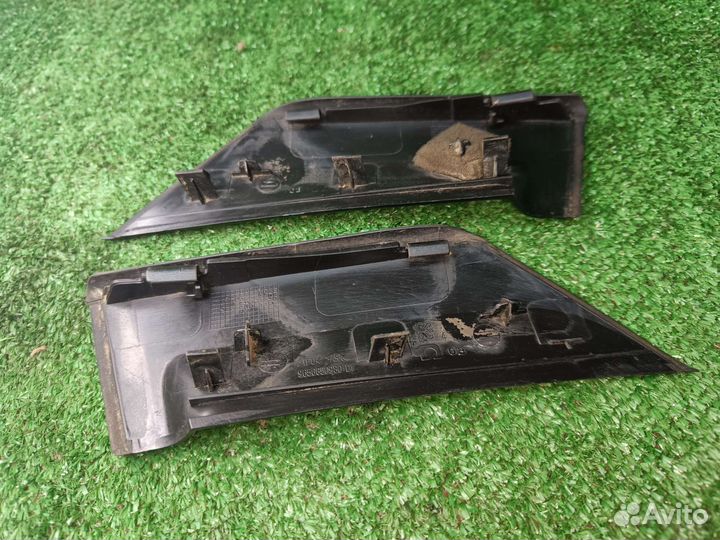 Накладка/молдинг передней двери Peugeot 308