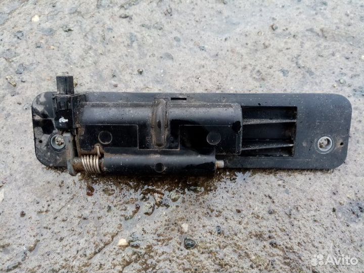 Ручка открывания багажника Mercedes-Benz Gl-Class