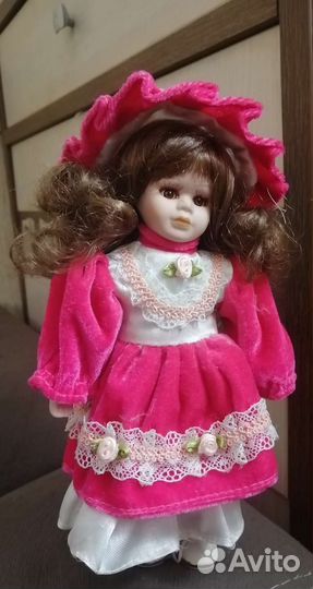 Кукла интерьерная