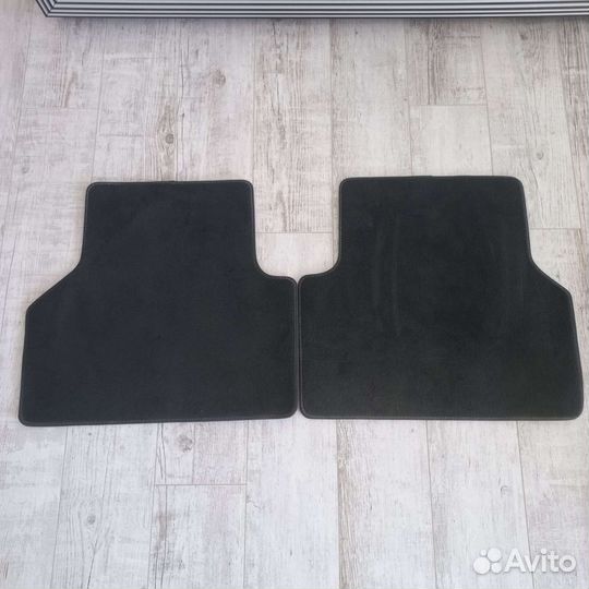 Ворсовые и резиновые коврики для audi q3