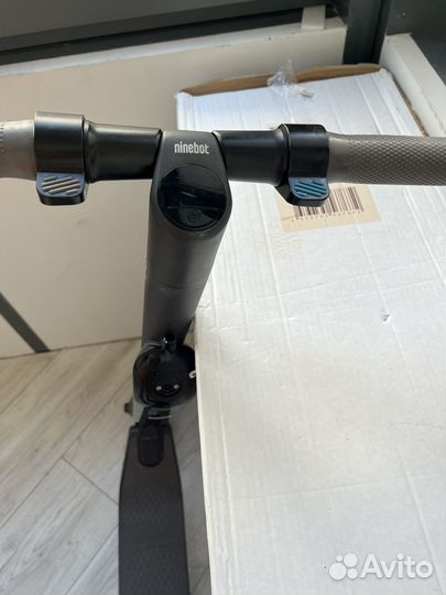 Электро самокат ninebot