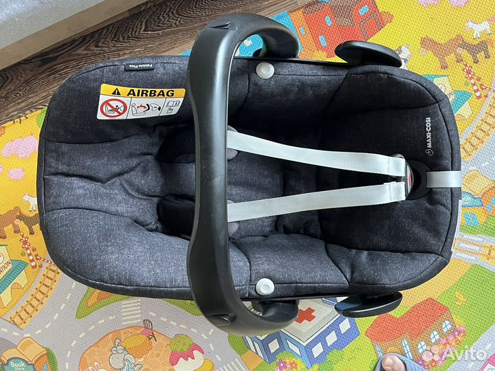 Автолюлька Maxi Cosi Pebble Plus
