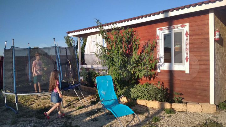 Дом 23 м² на участке 8 сот.