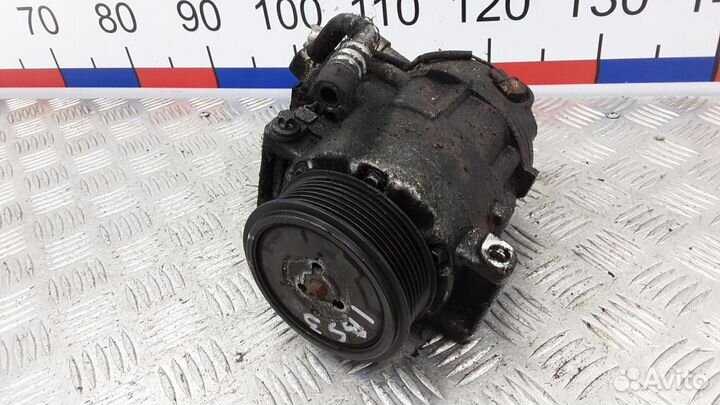 Компрессор системы кондиционирования Mercedes-Benz
