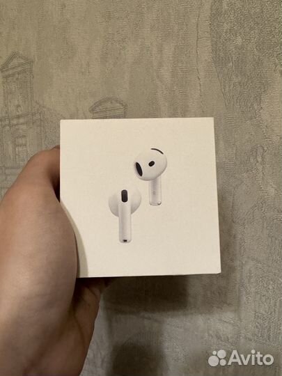 Apple AirPods 4 с шумуоподавлением. Оригинал