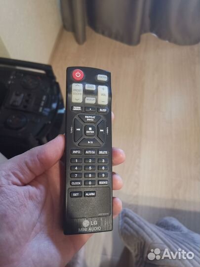 Музыкальный центр LG OM5540