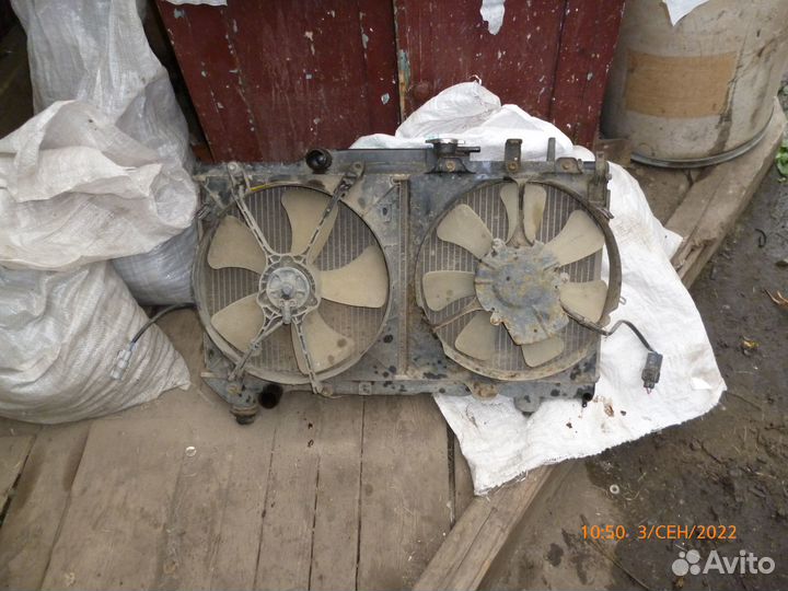 Радиатор тойота карина