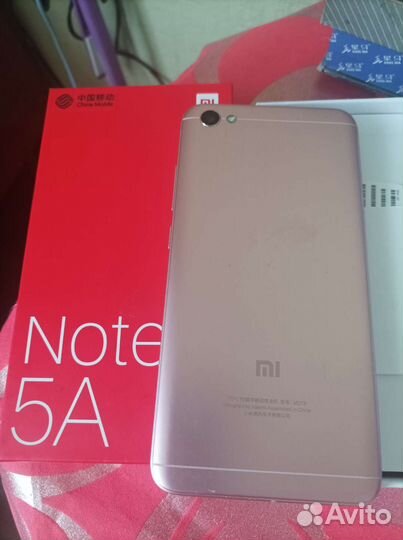 Телефон Xiaomi