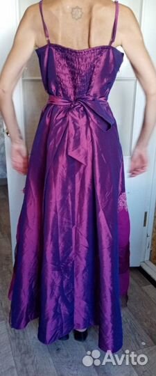 Вечернее платье