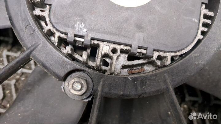 Вентилятор радиатора Volkswagen Passat 7, 2013