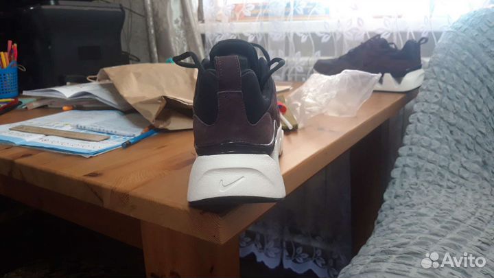 Кроссовки мужские 44 размер новые