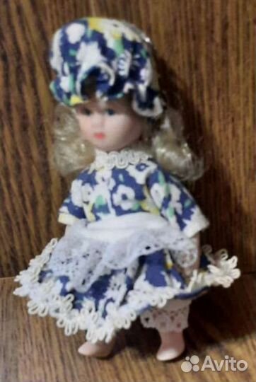 Кукла Фарфоровая 10см