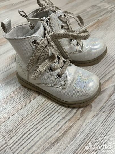 Ботинки демисезонные для девочки 25 размер