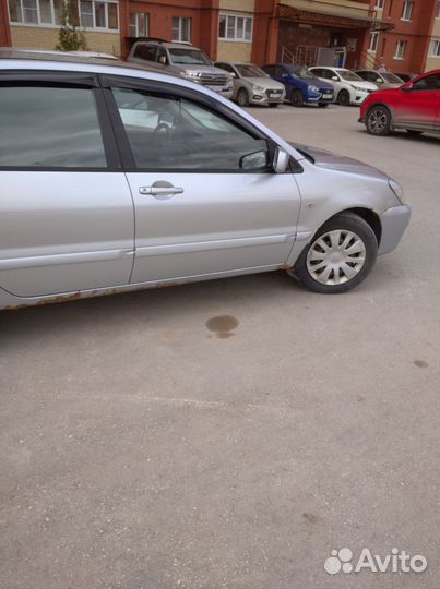 Mitsubishi Lancer 1.6 МТ, 2006, 62 000 км