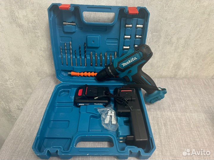 Дрель-шуруповёрт Makita 18V