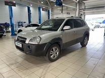 Hyundai Tucson 2.0 AT, 2008, 305 024 км, с пробегом, цена 750 000 руб.