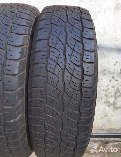 Bridgestone Dueler H/T 687 215/70 R16 99H