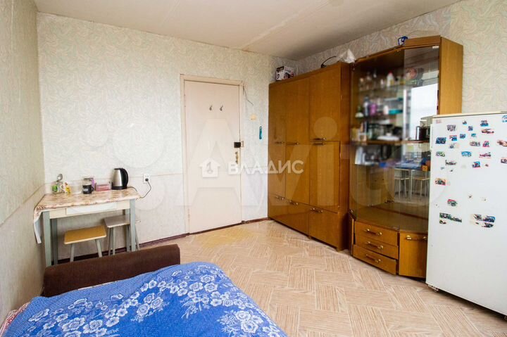 Комната 12,9 м² в 8-к., 9/9 эт.